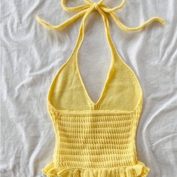 206 SHEIN | NWOT Bohemian Yellow Knit Halter Ruffle Top (size XS,2) - Picture 6 of 12